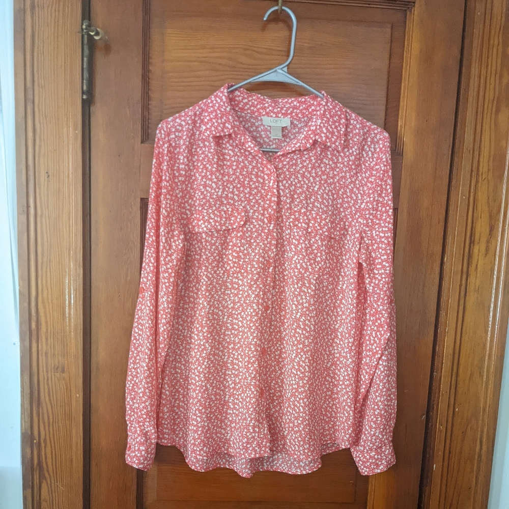 LOFT Roll tab sleeve button down floral blouse - Picture 3 of 7